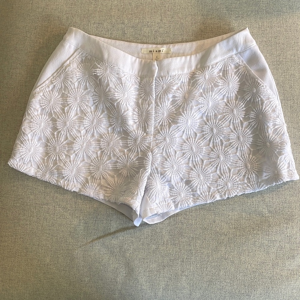 Very good condition- silk with lace detailing on the front